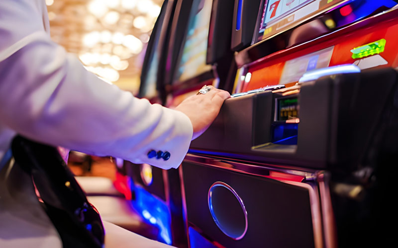 Amusnet slots in Spain: business plans